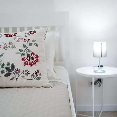 Cortile Santa Teresa * Syracuse